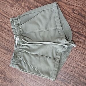 Abercrombie Soft Athleisure Shorts Women's Small Drawstring and Pockets Olive